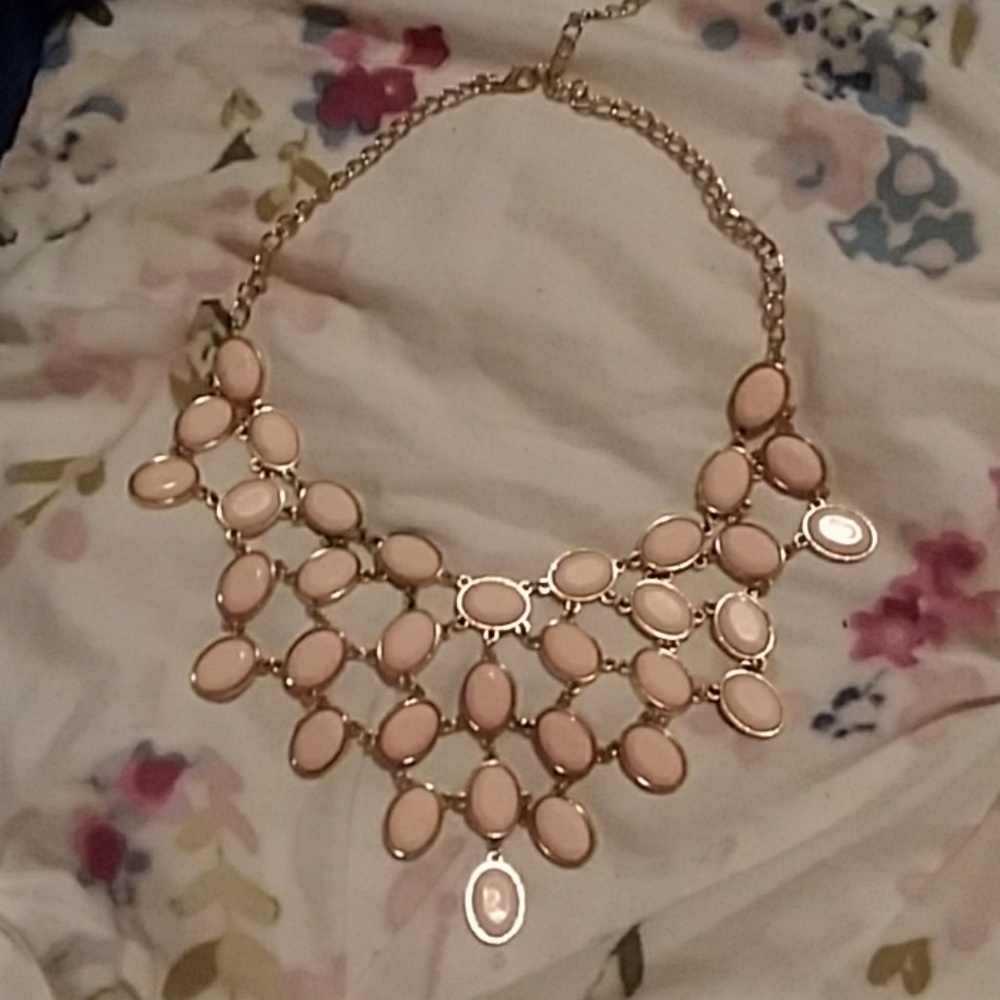 Forever 21 necklace